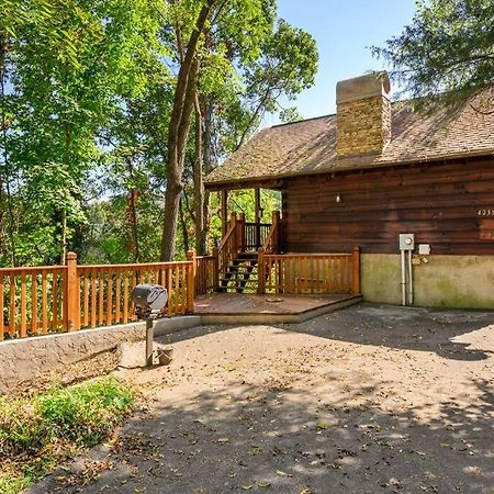 Do Not Disturb - Pigeon Forge Smoky Mountain Studio Cabin, Hot Tub, Fireplace Exterior foto